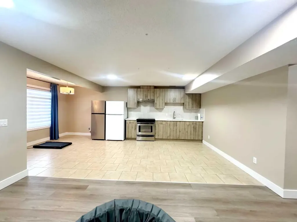 109 Kinniburgh Boulevard E Chestermere AB T1X 0L9