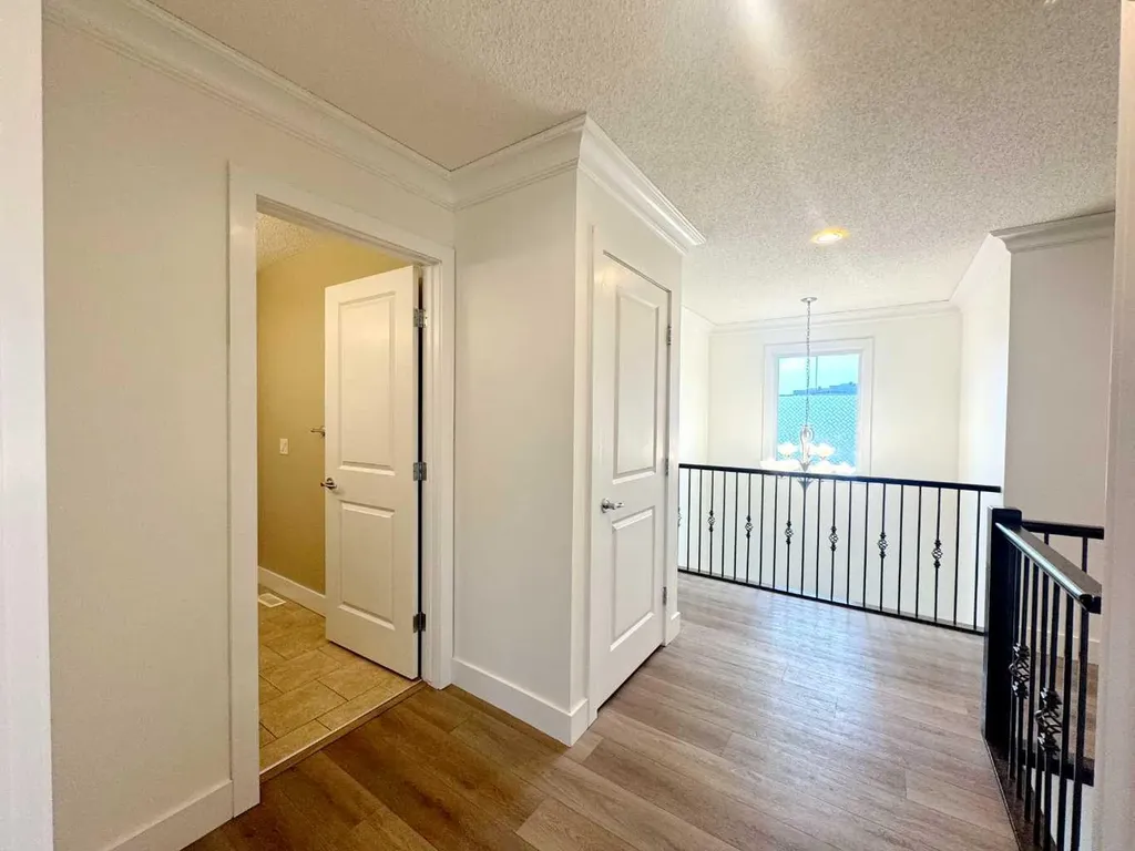 109 Kinniburgh Boulevard E Chestermere AB T1X 0L9