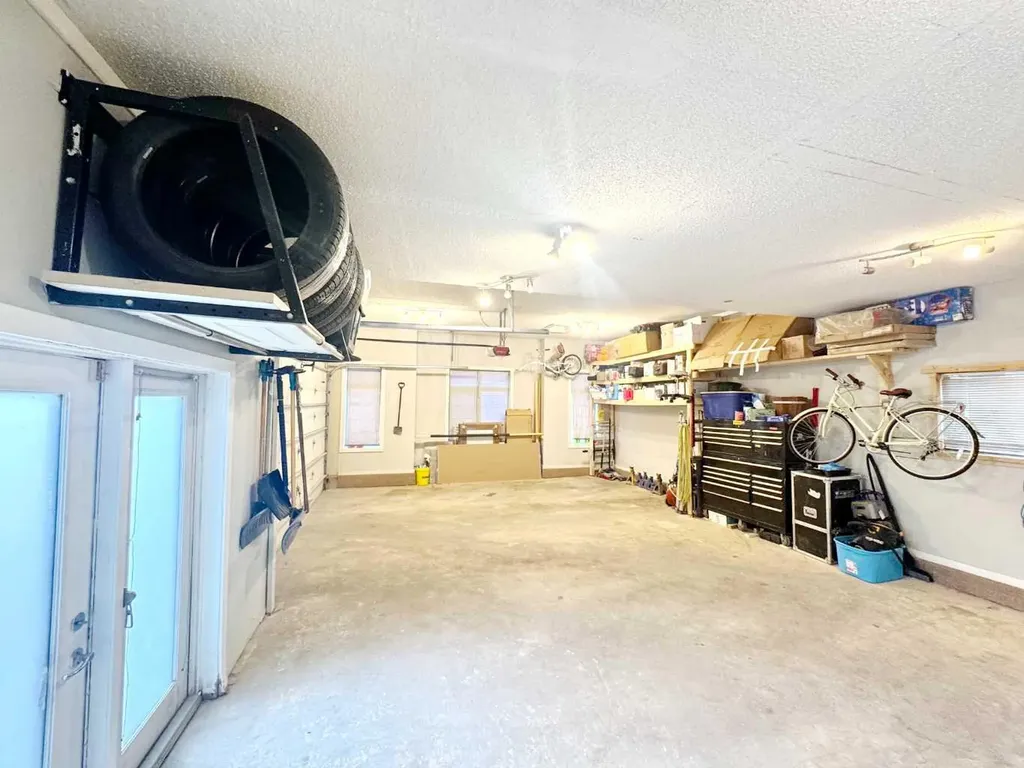 109 Kinniburgh Boulevard E Chestermere AB T1X 0L9