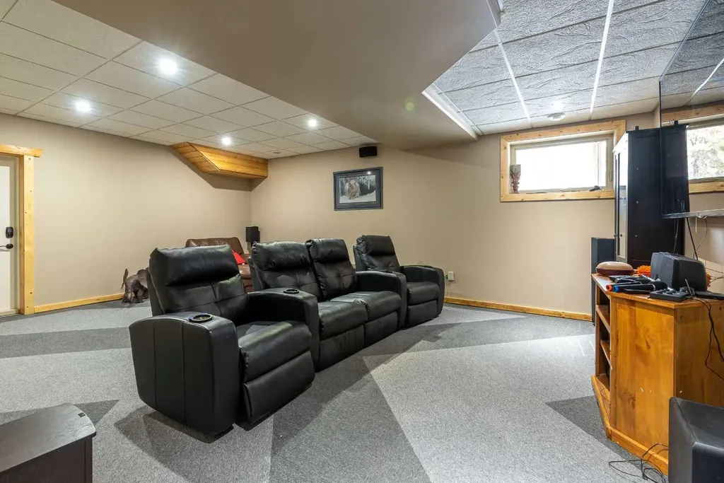 62407 Range Road 431 Ardmore AB T9M 1P3