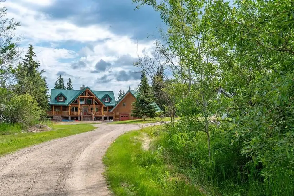 62407 Range Road 431 Ardmore AB T9M 1P3