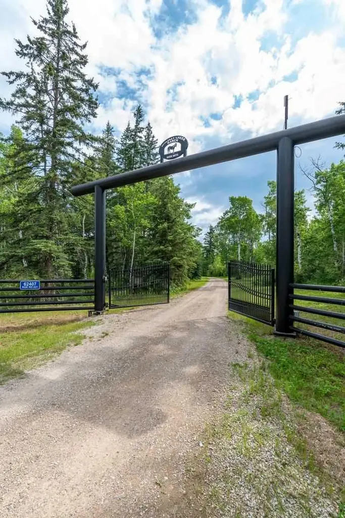 62407 Range Road 431 Ardmore AB T9M 1P3