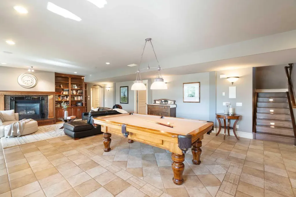 32045 Willow Way Rural Rocky View County AB T4C 2Y4