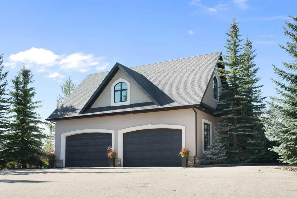 32045 Willow Way Rural Rocky View County AB T4C 2Y4