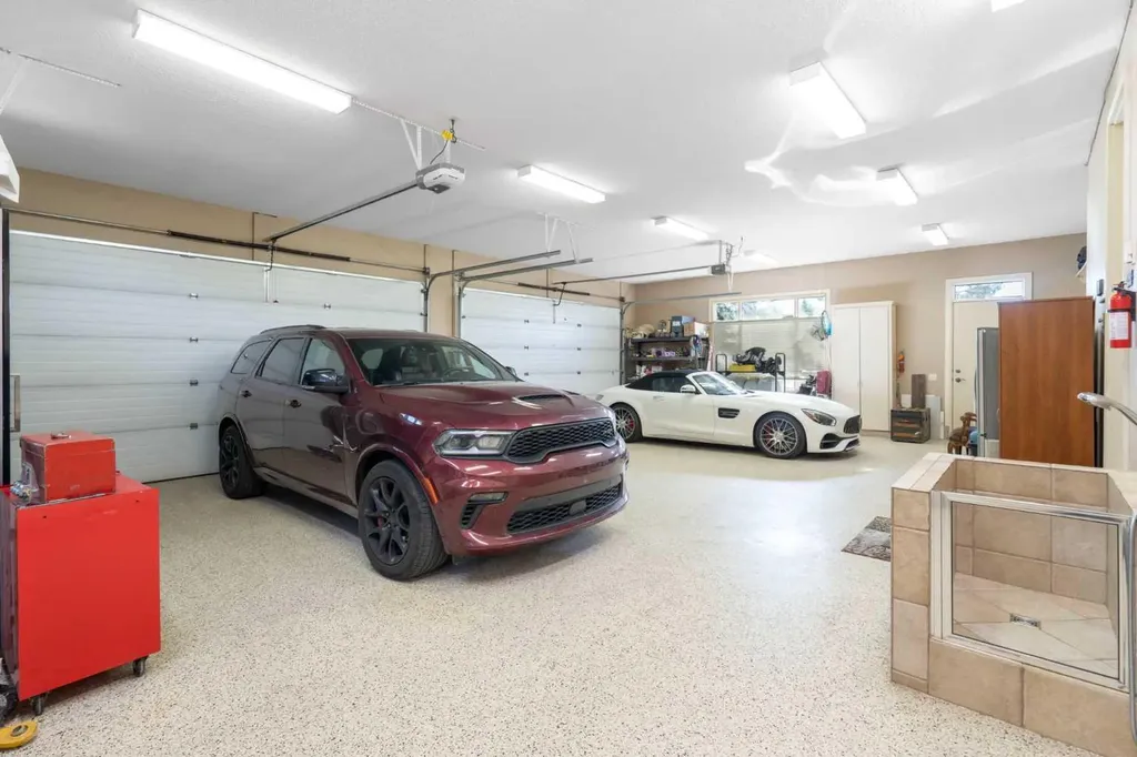 32045 Willow Way Rural Rocky View County AB T4C 2Y4