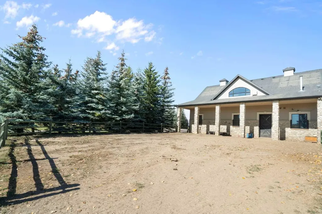 32045 Willow Way Rural Rocky View County AB T4C 2Y4