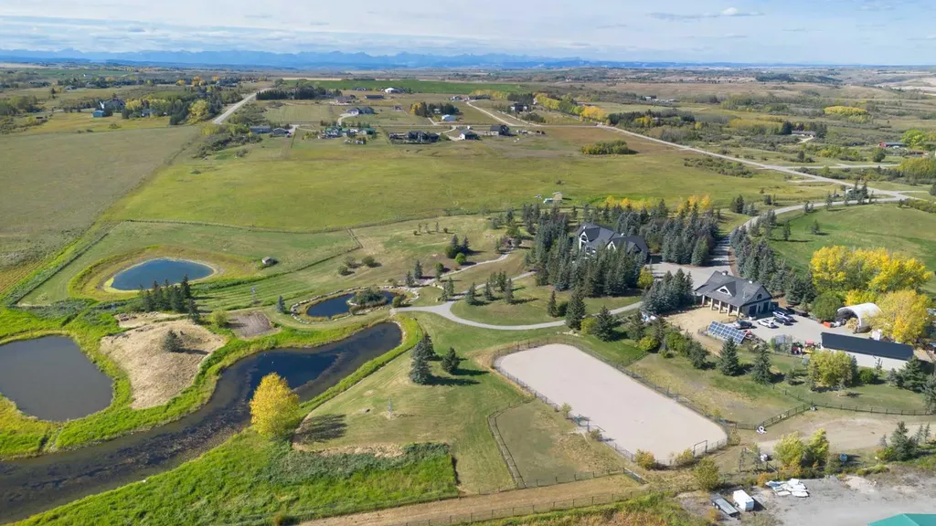 32045 Willow Way Rural Rocky View County AB T4C 2Y4