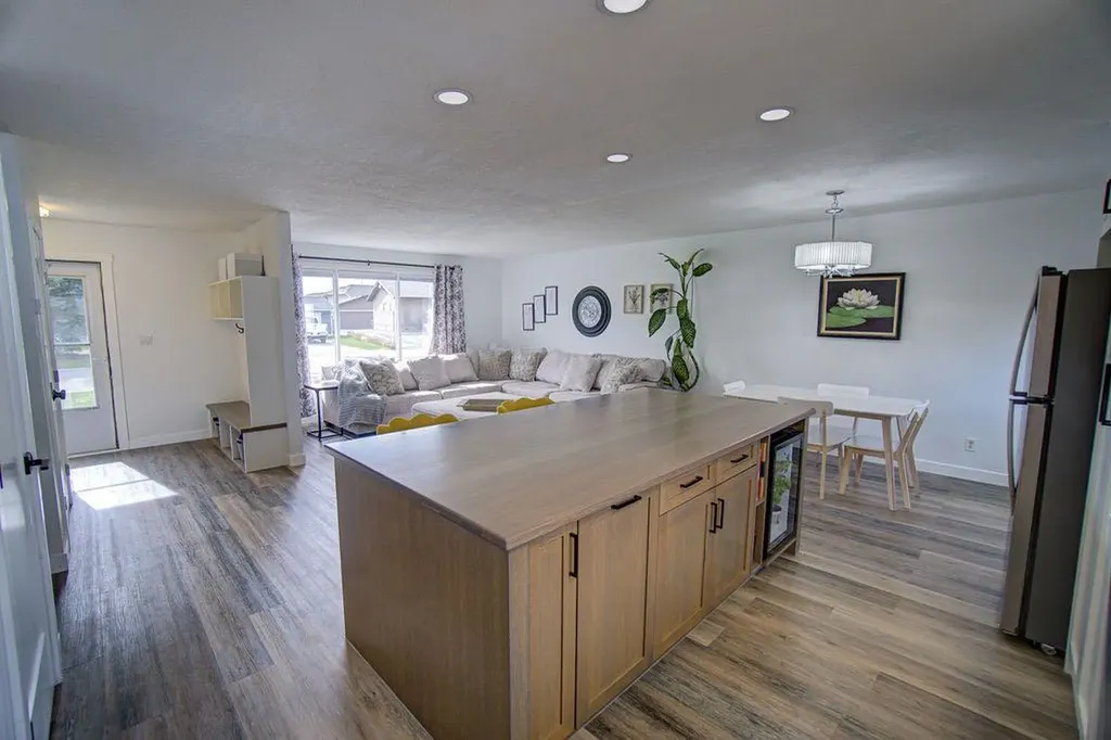 47 Willow Road Claresholm AB T0L 0T0