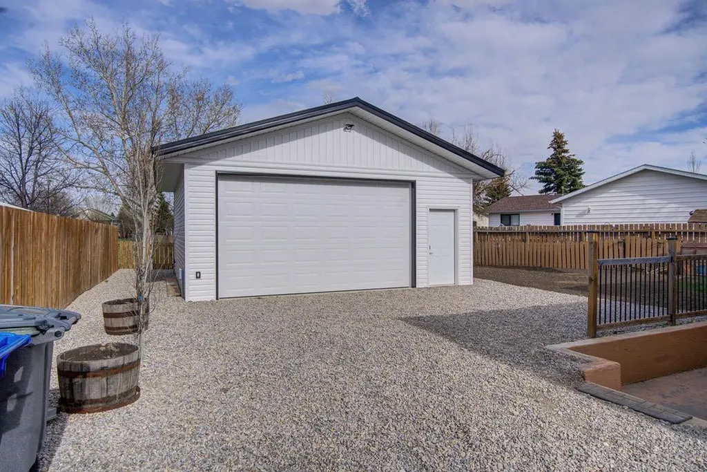 47 Willow Road Claresholm AB T0L 0T0