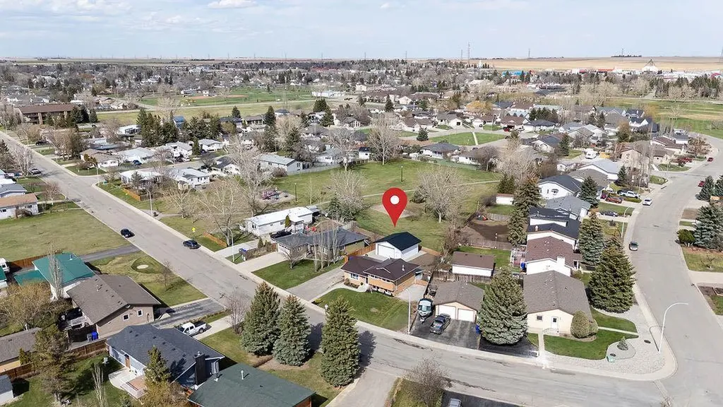 47 Willow Road Claresholm AB T0L 0T0