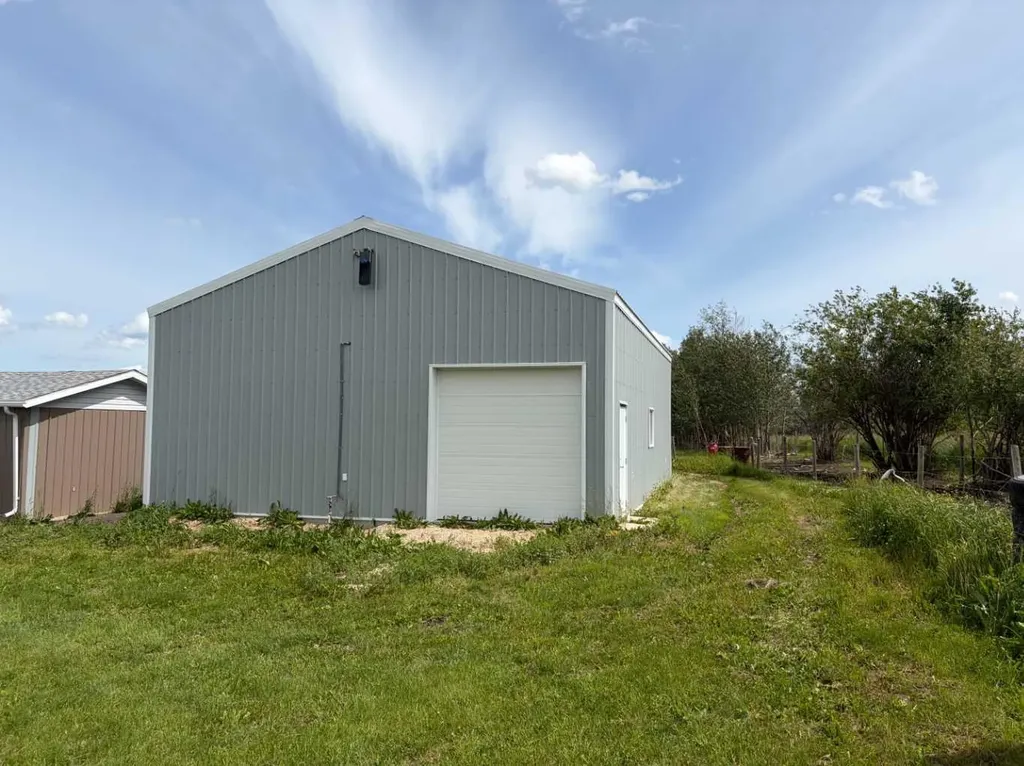 56120 Range Road 93 Rural Lac Ste. Anne County AB T7S 1N3