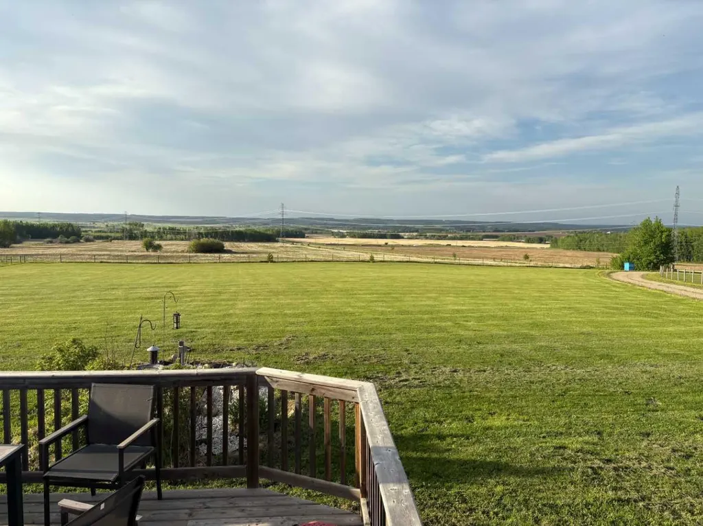 56120 Range Road 93 Rural Lac Ste. Anne County AB T7S 1N3