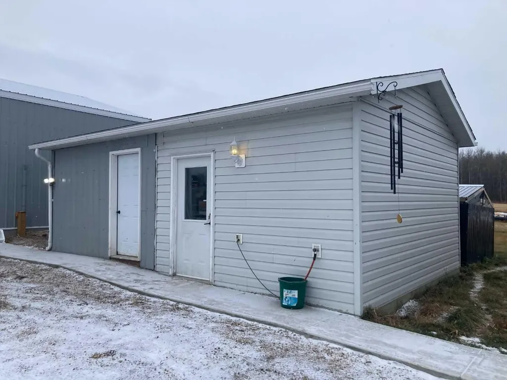 56120 Range Road 93 Rural Lac Ste. Anne County AB T7S 1N3