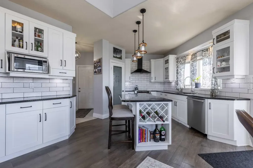 406 Meadow Lark Drive Rural Lethbridge County AB T1J 4R9
