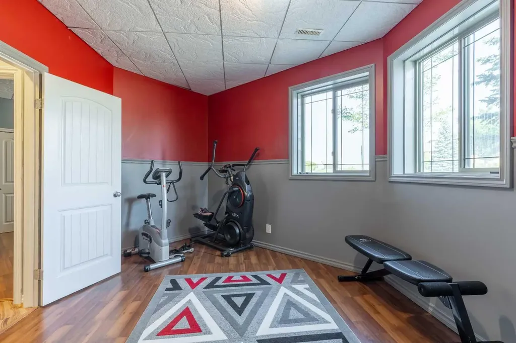 406 Meadow Lark Drive Rural Lethbridge County AB T1J 4R9