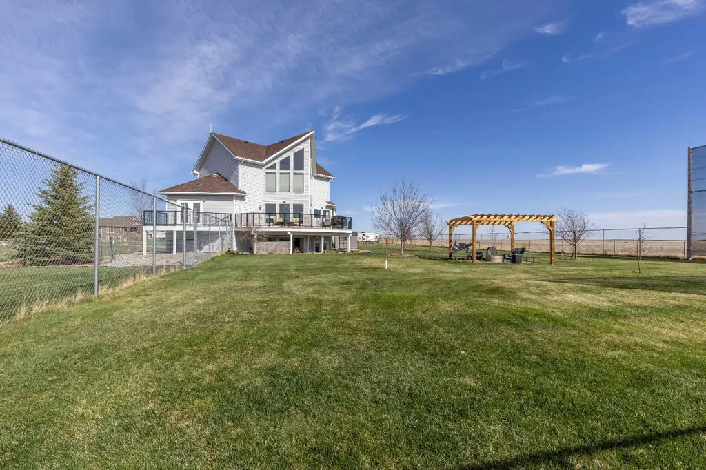 406 Meadow Lark Drive Rural Lethbridge County AB T1J 4R9
