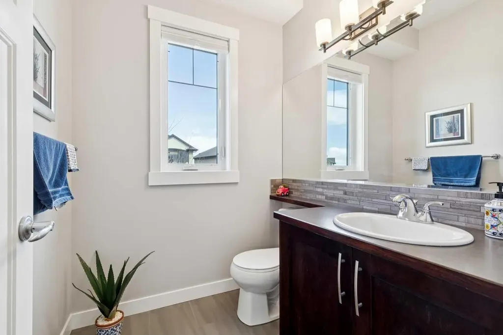 101 Sheep River Crest Okotoks AB T1S 2B6