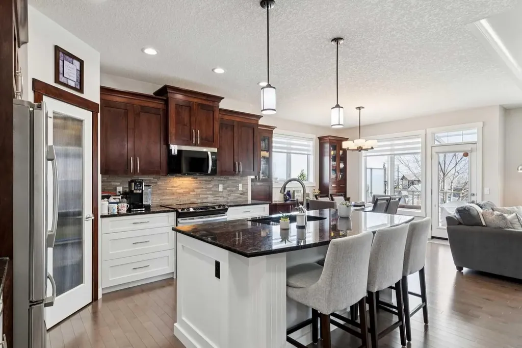 101 Sheep River Crest Okotoks AB T1S 2B6