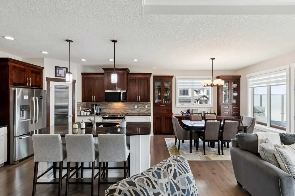 101 Sheep River Crest Okotoks AB T1S 2B6