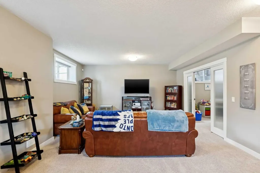 101 Sheep River Crest Okotoks AB T1S 2B6