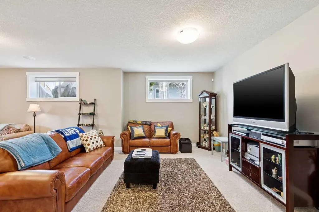 101 Sheep River Crest Okotoks AB T1S 2B6