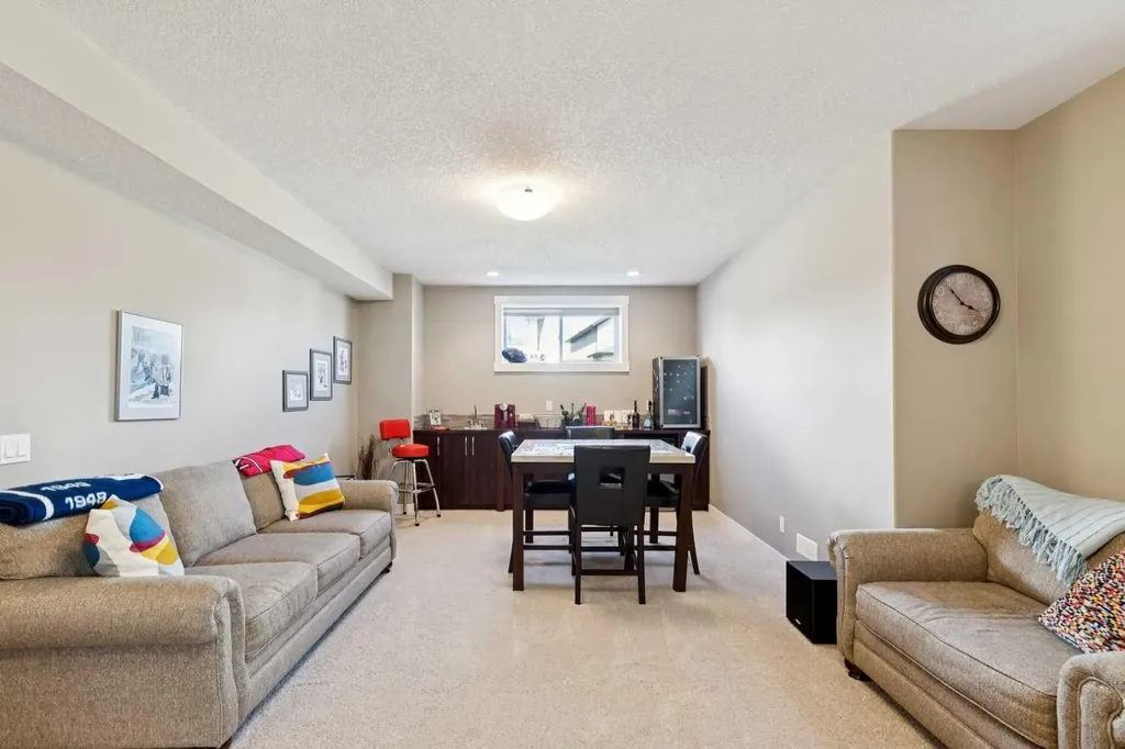 101 Sheep River Crest Okotoks AB T1S 2B6