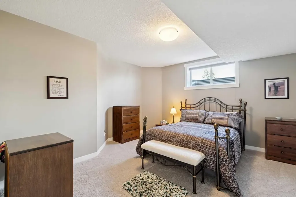 101 Sheep River Crest Okotoks AB T1S 2B6
