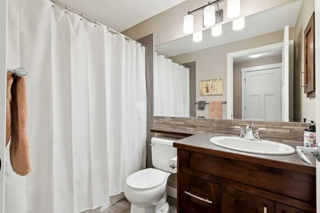 101 Sheep River Crest Okotoks AB T1S 2B6