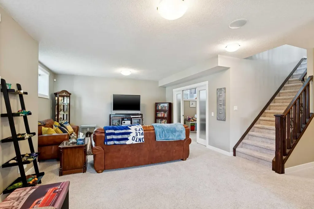 101 Sheep River Crest Okotoks AB T1S 2B6