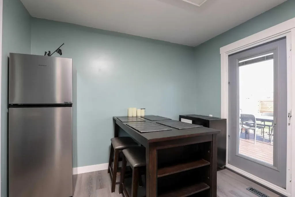 97 Laval Court W Lethbridge AB T1K 4G2