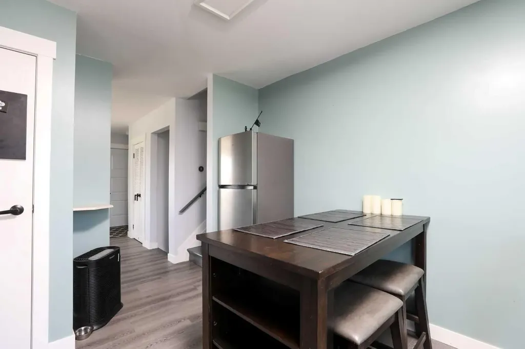 97 Laval Court W Lethbridge AB T1K 4G2