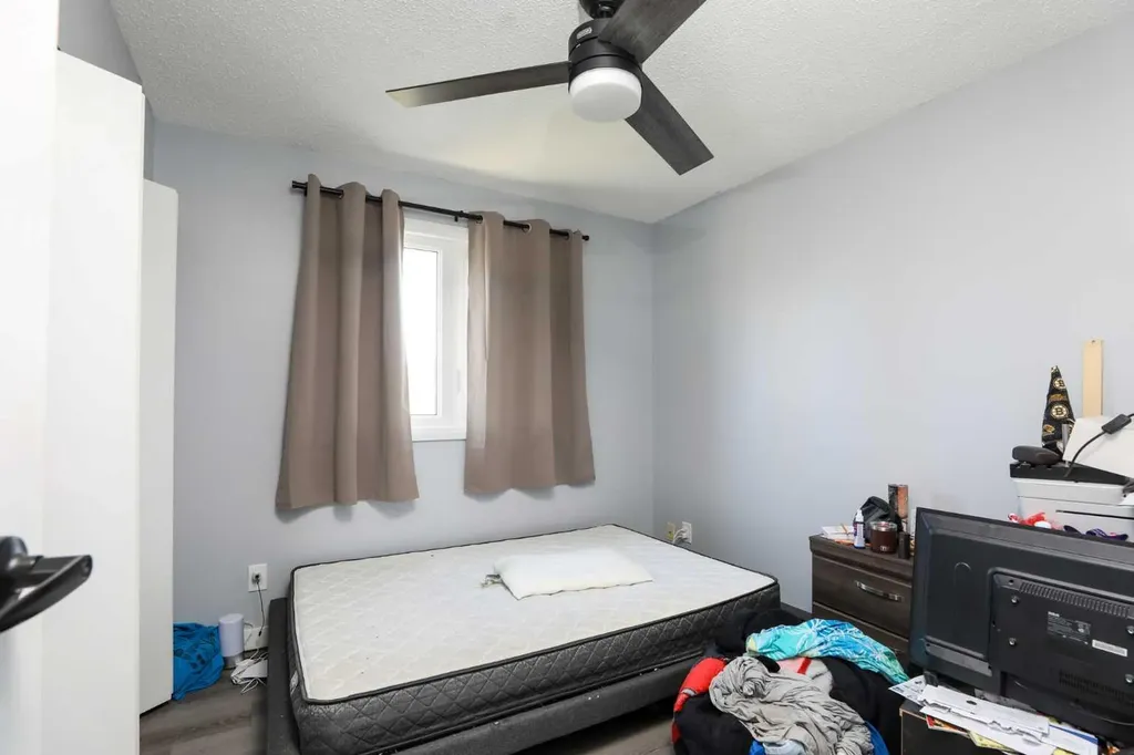 97 Laval Court W Lethbridge AB T1K 4G2