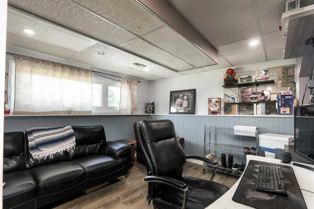 97 Laval Court W Lethbridge AB T1K 4G2