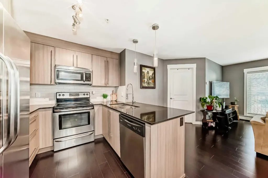 11 Mahogany Row SE Calgary AB T3M 2L6