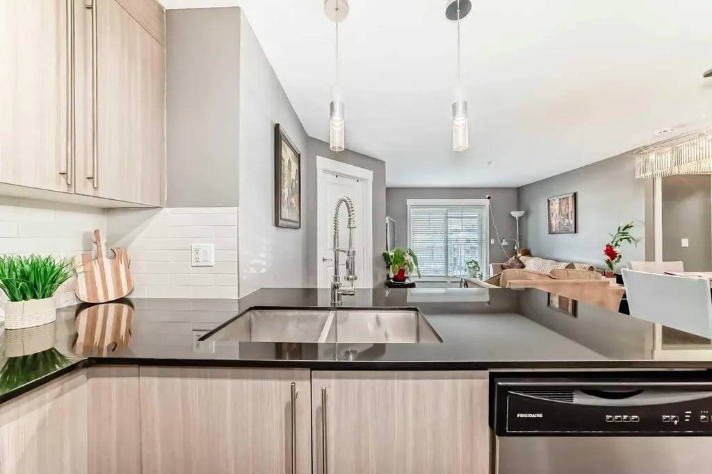 11 Mahogany Row SE Calgary AB T3M 2L6