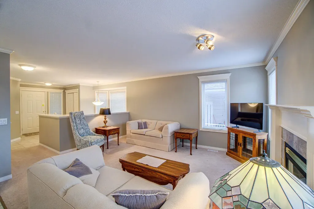 26 Skyline Crescent Claresholm AB T0L 0T0