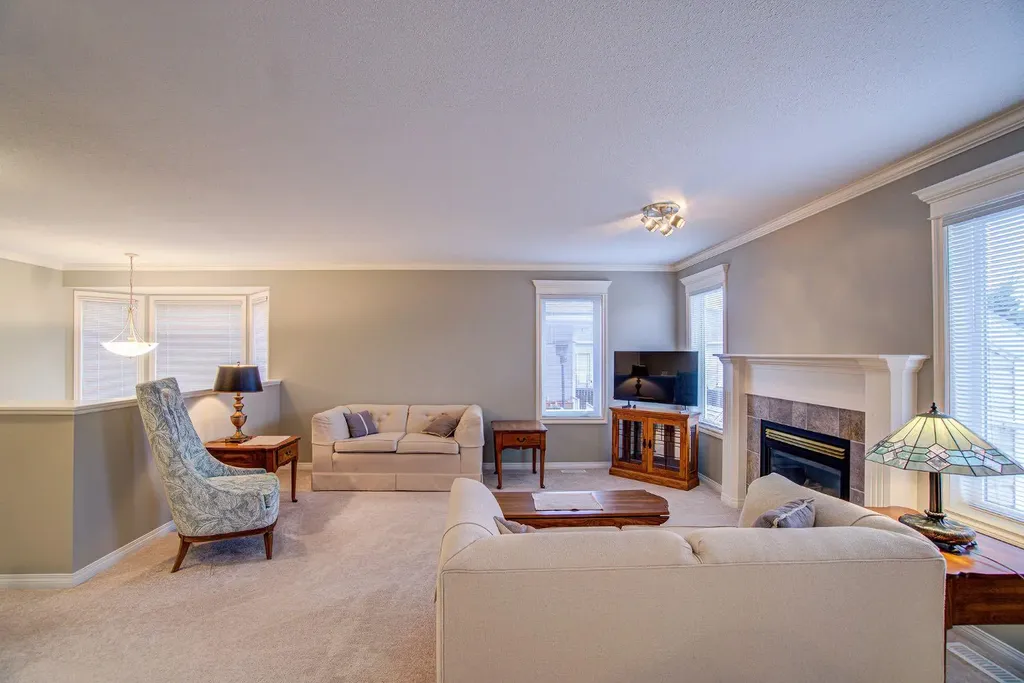 26 Skyline Crescent Claresholm AB T0L 0T0
