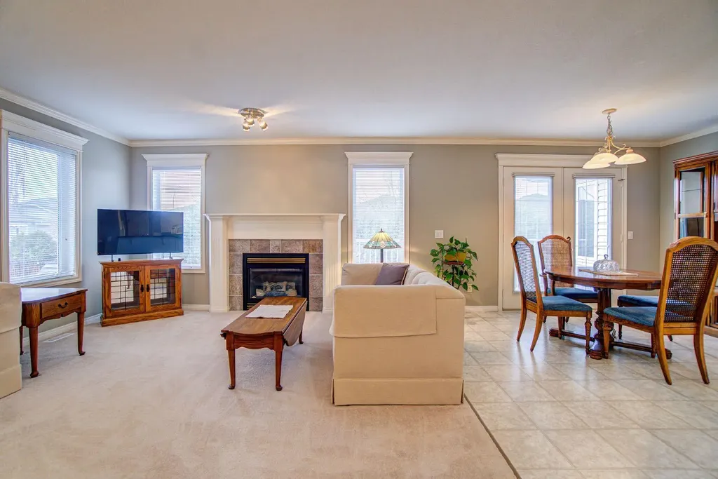 26 Skyline Crescent Claresholm AB T0L 0T0