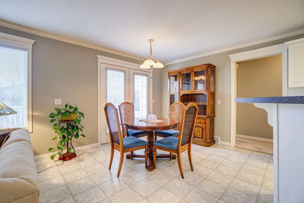 26 Skyline Crescent Claresholm AB T0L 0T0
