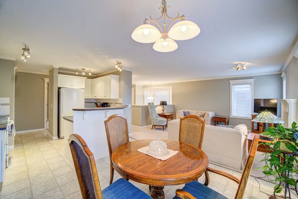 26 Skyline Crescent Claresholm AB T0L 0T0