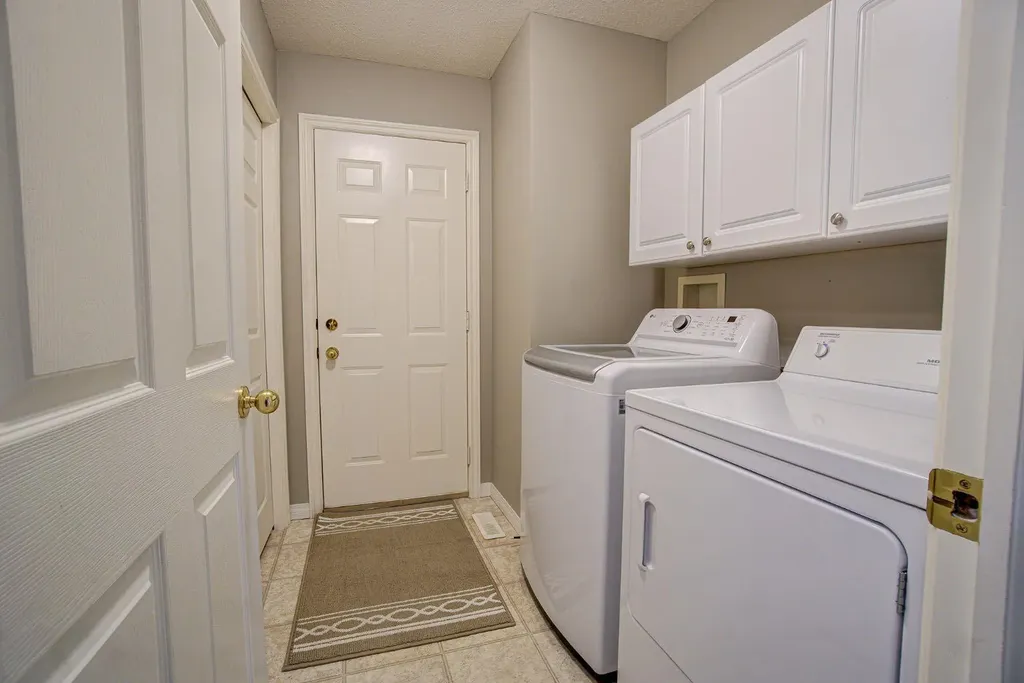 26 Skyline Crescent Claresholm AB T0L 0T0