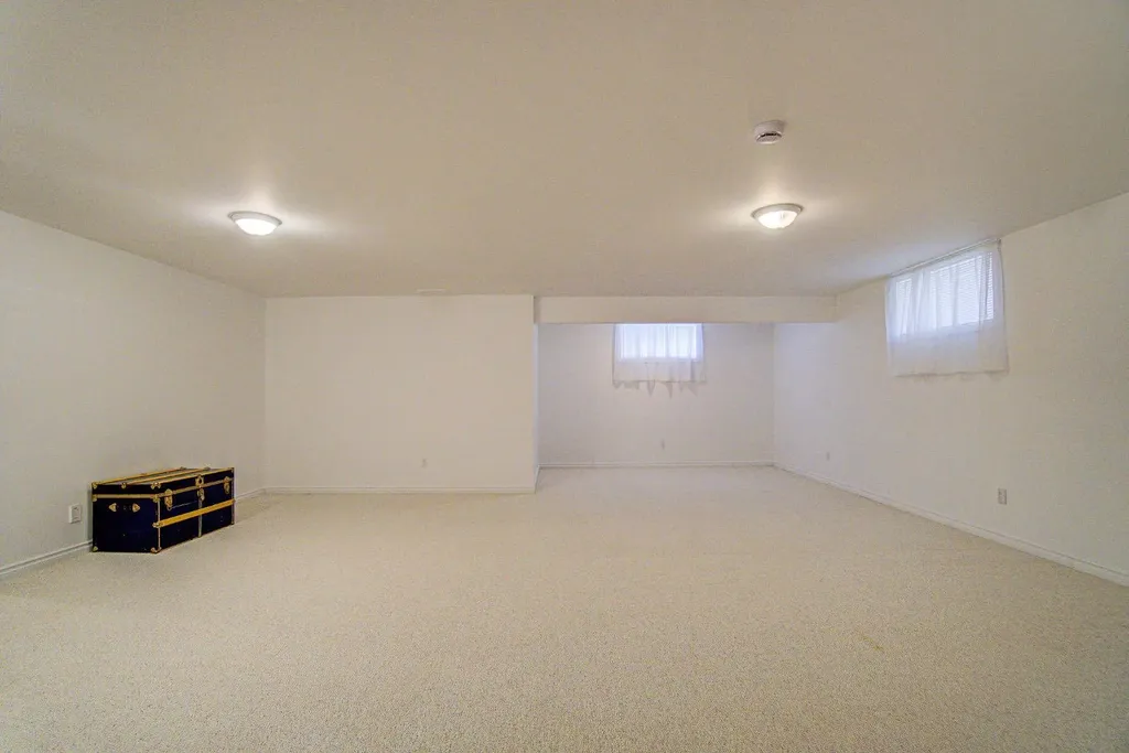 26 Skyline Crescent Claresholm AB T0L 0T0