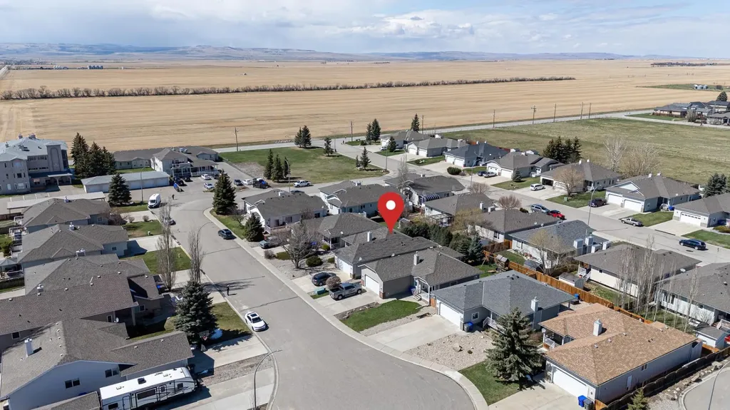 26 Skyline Crescent Claresholm AB T0L 0T0