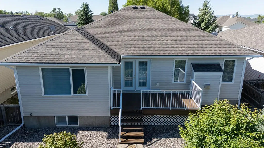 26 Skyline Crescent Claresholm AB T0L 0T0