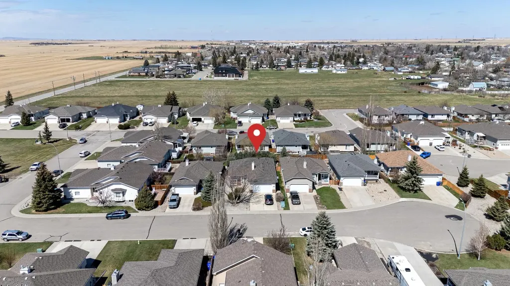 26 Skyline Crescent Claresholm AB T0L 0T0