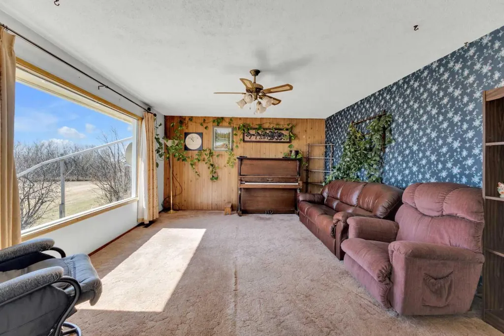 38311 Range Road 244 Rural Lacombe County AB T0C 0Y0