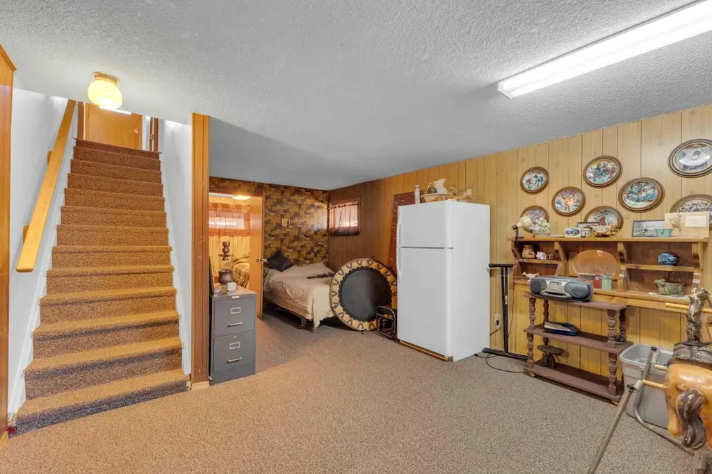 38311 Range Road 244 Rural Lacombe County AB T0C 0Y0