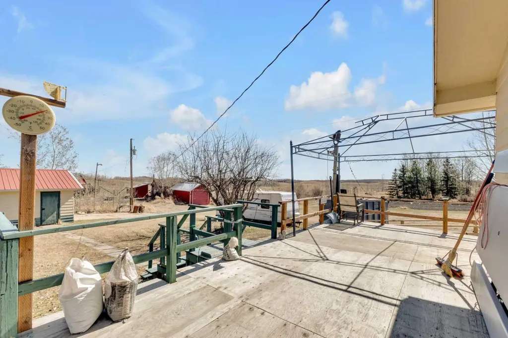 38311 Range Road 244 Rural Lacombe County AB T0C 0Y0