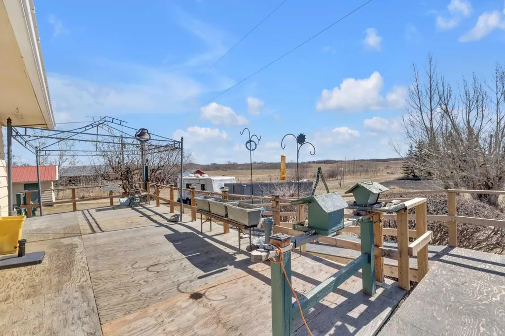 38311 Range Road 244 Rural Lacombe County AB T0C 0Y0