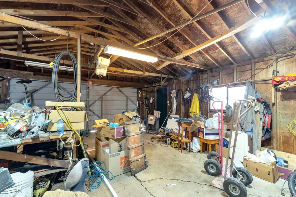 38311 Range Road 244 Rural Lacombe County AB T0C 0Y0